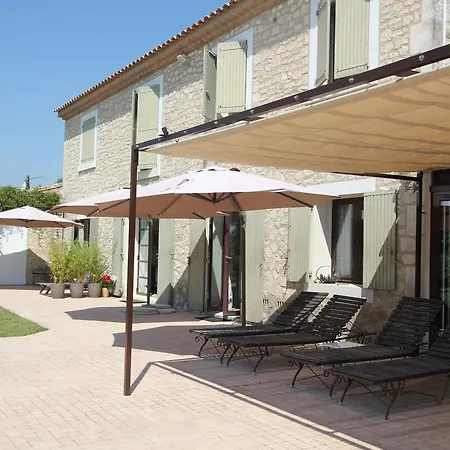לינה וארוחת בוקר Chambres D'hotes Au Cedre De Saint-remy *