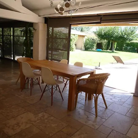 לינה וארוחת בוקר Chambres D'hotes Au Cedre De Saint-remy *