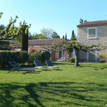 לינה וארוחת בוקר Chambres D'hotes Au Cedre De Saint-remy *