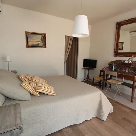לינה וארוחת בוקר Chambres D'hotes Au Cedre De Saint-remy Saint-Rémy-de-Provence