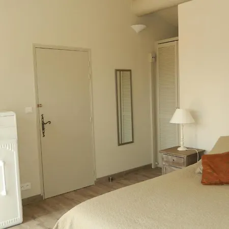 Chambres D'hotes Au Cedre De Saint-remy Panzió *